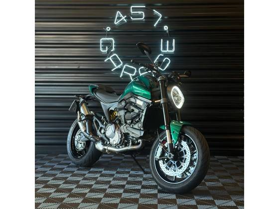 DUCATI MONSTER 937 